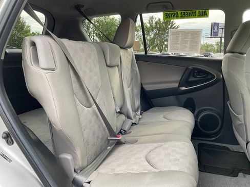 Used 2011 Toyota RAV4 4WD w/ Base L4 Extra Value Pkg image 32