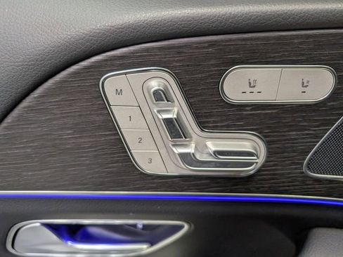 Used 2025 Mercedes-Benz GLE 350 4MATIC image 15