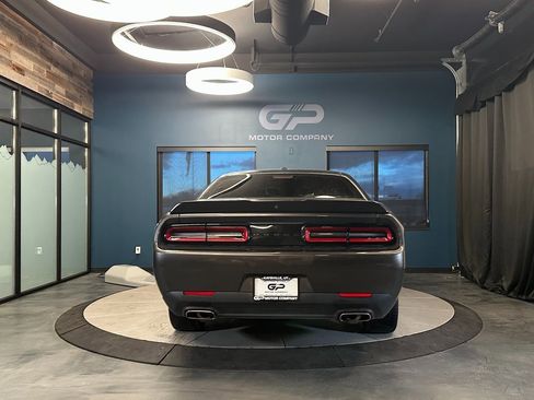 Used 2022 Dodge Challenger SXT w/ Blacktop Package image 4