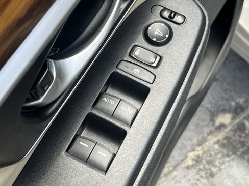 Used 2019 Honda CR-V EX-L image 26