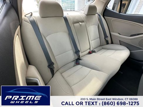 Used 2013 Kia Optima LX image 16