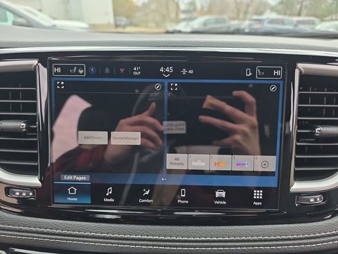 New 2026 Chrysler Pacifica Select image 24