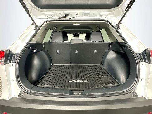 Certified 2024 Toyota Corolla Cross LE image 25