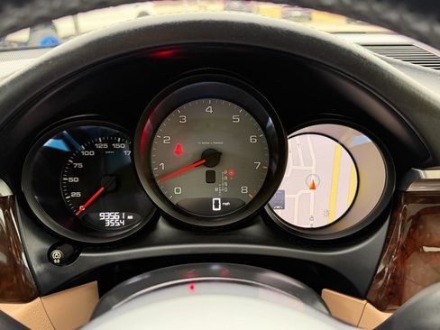 Used 2019 Porsche Macan S image 18