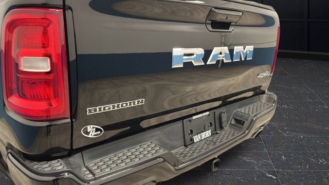 Used 2025 RAM 1500 Big Horn AWD/4WD image 38
