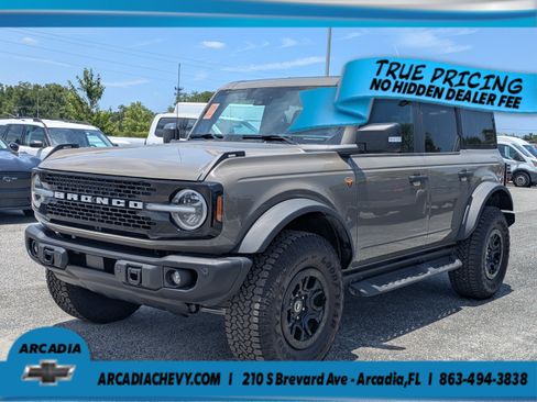 Used 2025 Ford Bronco Badlands AWD/4WD image 8
