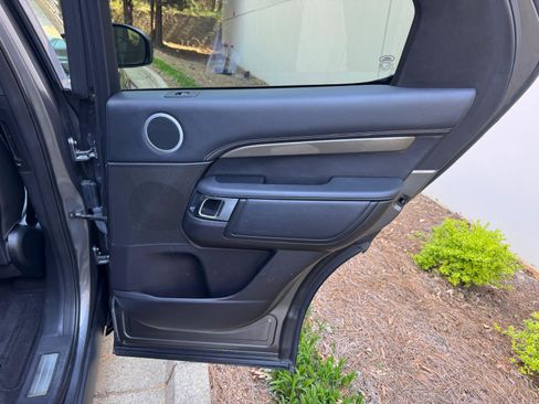 Used 2017 Land Rover Discovery HSE Luxury AWD/4WD image 33