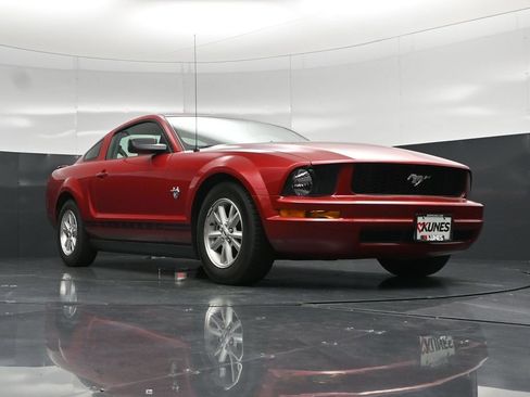 Used 2009 Ford Mustang Coupe RWD image 42