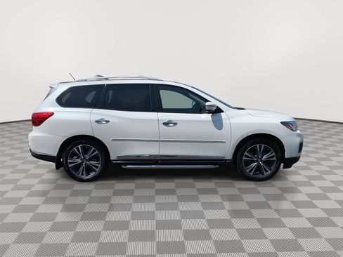 Used 2018 Nissan Pathfinder Platinum AWD/4WD image 8