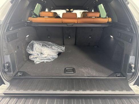 New 2026 BMW X5 xDrive40i w/ M Sport Package image 17