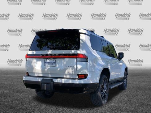 Certified 2025 Lexus GX 550 w/ Cold Area Package AWD/4WD image 10