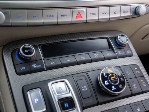 Used 2020 Hyundai Palisade Limited image 27