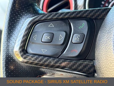Used 2021 Jeep Gladiator Mojave AWD/4WD image 10