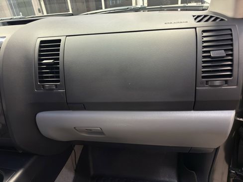 Used 2011 Toyota Tundra Limited w/ Memory Pkg image 21