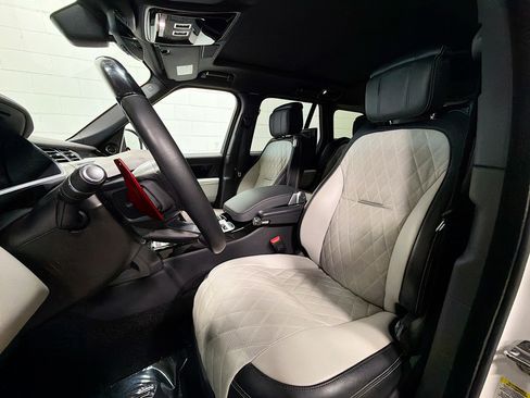 Used 2021 Land Rover Range Rover SV Autobiography Dynamic image 5