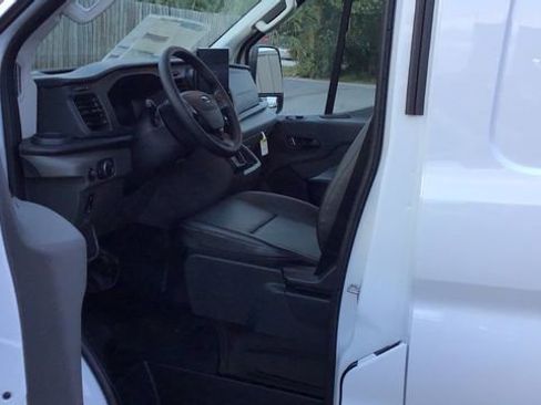 New 2026 Ford Transit 150 148 Medium Roof w/ Load Area Protection Package image 14