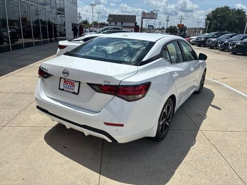 Used 2024 Nissan Sentra SV FWD image 7