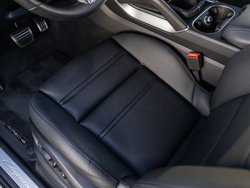 Used 2026 Porsche Cayenne S image 23