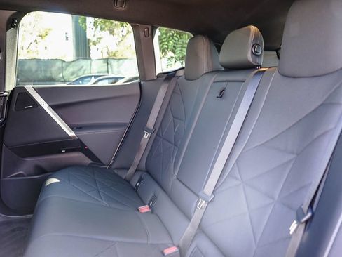 Used 2026 BMW iX xDrive60 AWD/4WD image 18