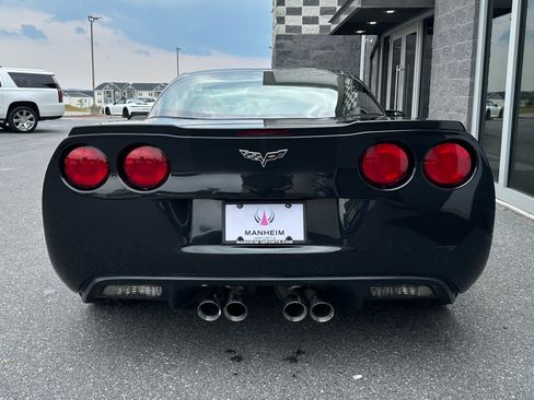 Used 2012 Chevrolet Corvette Coupe w/ 3LT Preferred Equipment Group RWD image 4