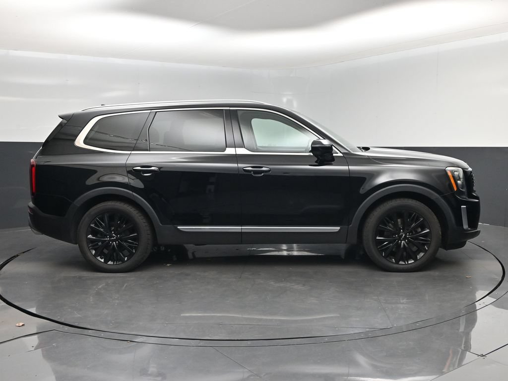 Used 2022 Kia Telluride SX AWD/4WD image 2