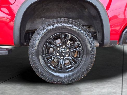 Used 2022 Chevrolet Silverado 1500 ZR2 w/ Technology Package AWD/4WD image 32