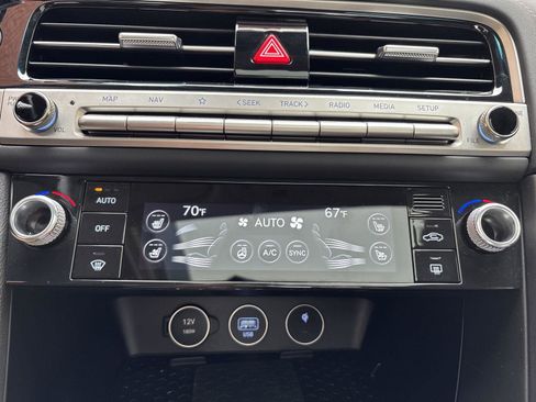 Used 2026 Genesis G70 2.5T Prestige image 20