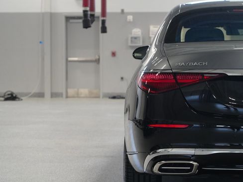 Used 2024 Mercedes-Benz Maybach S 680 4MATIC image 11