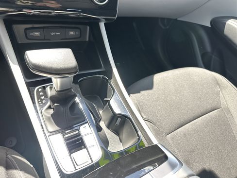 Used 2024 Hyundai Tucson SE image 19