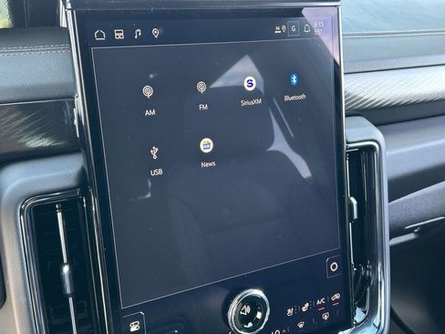 New 2026 GMC Yukon AT4 w/ AT4 Premium Plus Package image 13