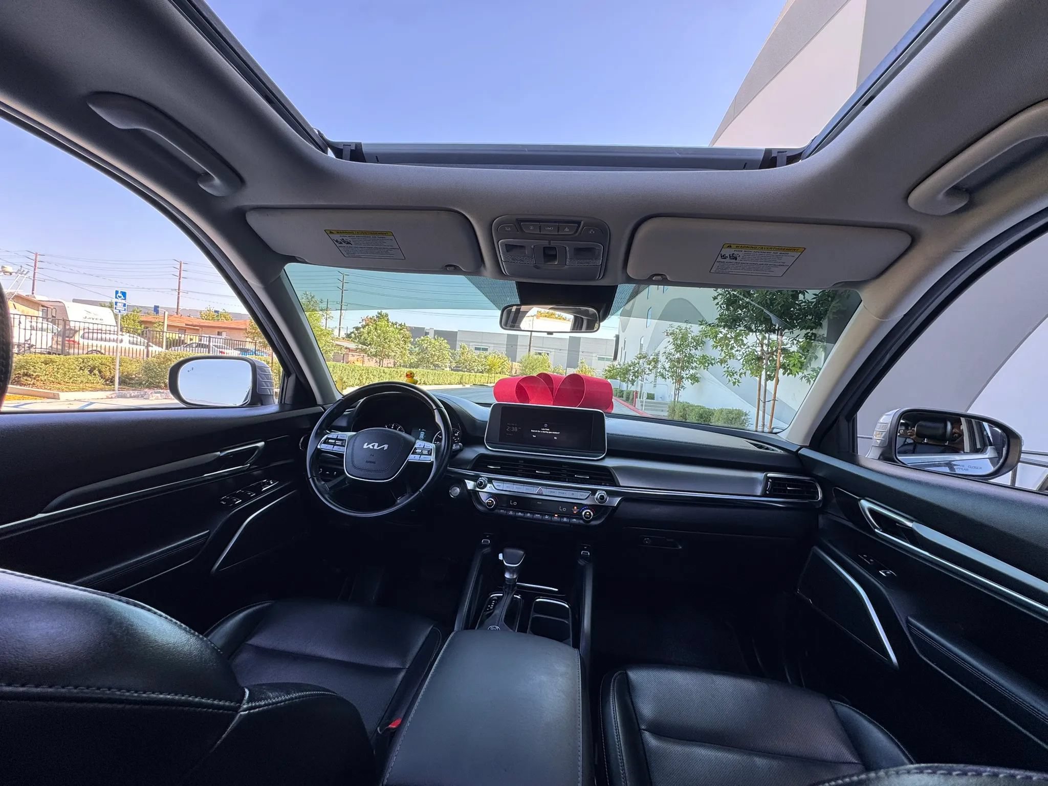 Used 2022 Kia Telluride S FWD image 34