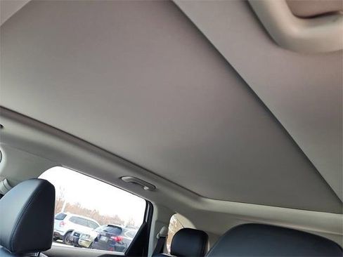 New 2026 Kia Sorento S w/ S Panoramic Sunroof Package image 28