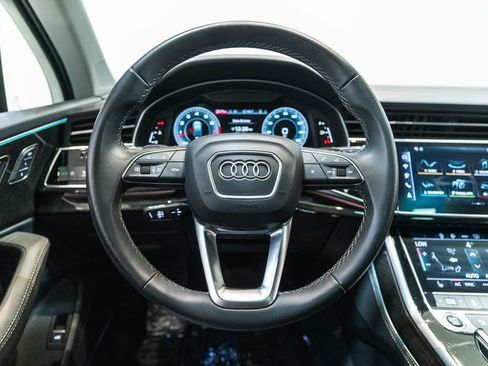 Used 2025 Audi Q7 3.0T Premium Plus AWD/4WD image 16