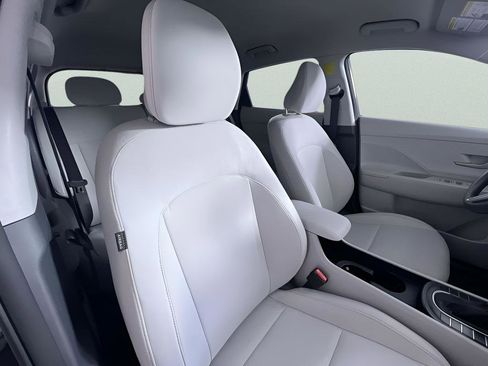 Used 2026 Hyundai Kona SE image 26