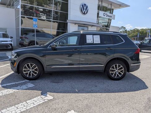 Used 2018 Volkswagen Tiguan SEL FWD image 3