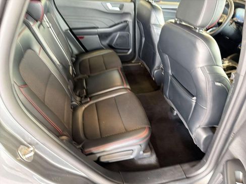 Used 2025 Ford Escape ST-Line image 28