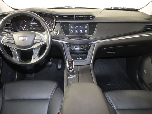 Used 2019 Cadillac XT5 Premium Luxury FWD image 10