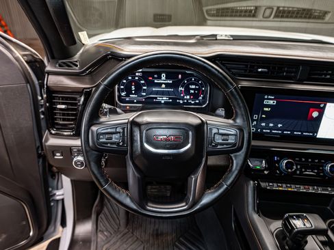 Used 2025 GMC Sierra 1500 AT4 w/ AT4 Premium Package image 19