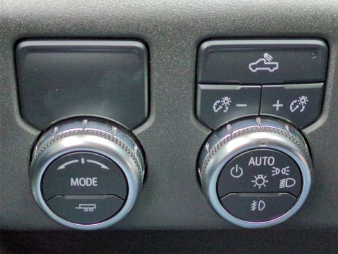 Used 2022 GMC Sierra 1500 Elevation image 21