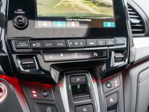 Used 2024 Honda Odyssey Sport image 32