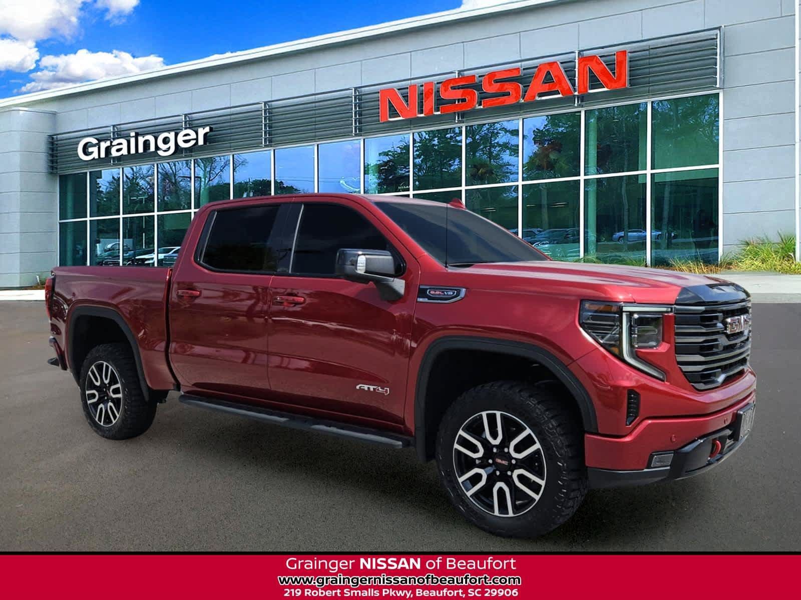 Used 2025 GMC Sierra 1500 AT4 w/ AT4 Premium Package AWD/4WD image 1