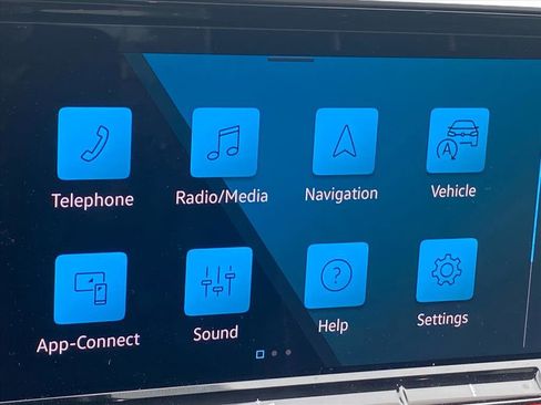Certified 2024 Volkswagen Atlas SE w/ Panoramic Sunroof Package AWD/4WD image 12
