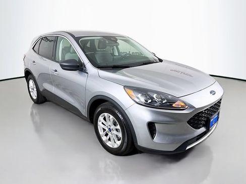 Used 2022 Ford Escape SE FWD image 1