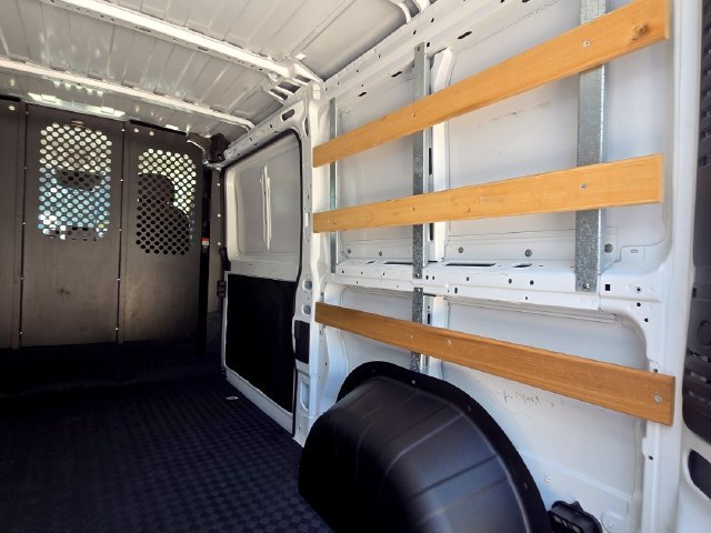 Used 2025 RAM ProMaster 2500 w/ U-Haul Equipment Group FWD image 22
