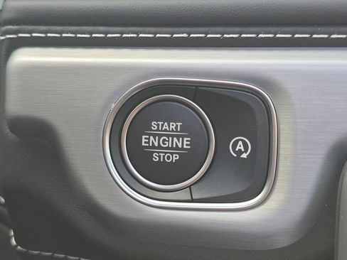 Used 2025 Mercedes-Benz G 63 AMG 4MATIC image 38