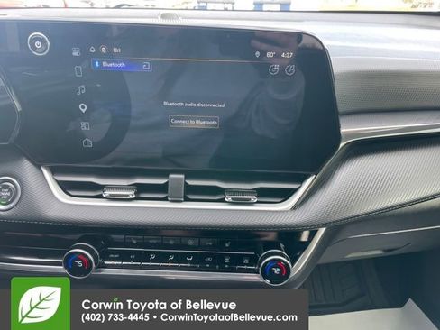 Used 2026 Chevrolet Equinox LT w/ Convenience Package II AWD/4WD image 18
