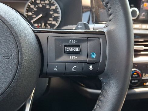 Certified 2023 Nissan Pathfinder SV w/ SV Premium Package AWD/4WD image 25