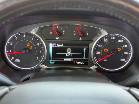 Used 2019 GMC Acadia SLT w/ LPO, Floor Liner Package AWD/4WD image 18