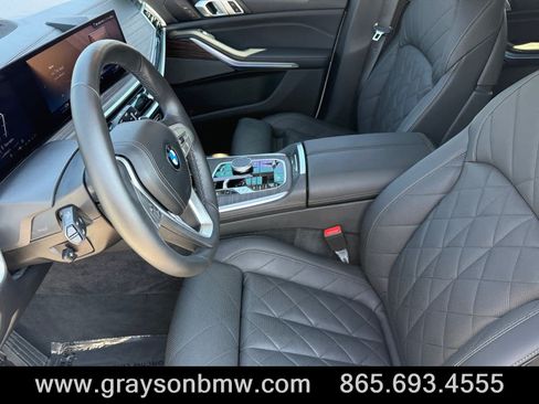 Used 2024 BMW X7 xDrive40i AWD/4WD image 12