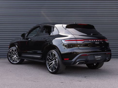 New 2026 Porsche Macan AWD/4WD image 3